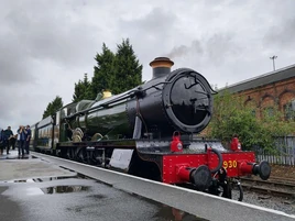 4930-Hagley-Hall-at-Kidderminster-750x563