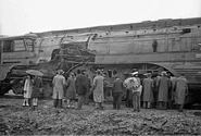 People Suddenly Notice How Milwaukee Road Class F7 Part Was In Pieces