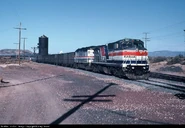 B32-8BWH and F40PH.jpg (207 KB)