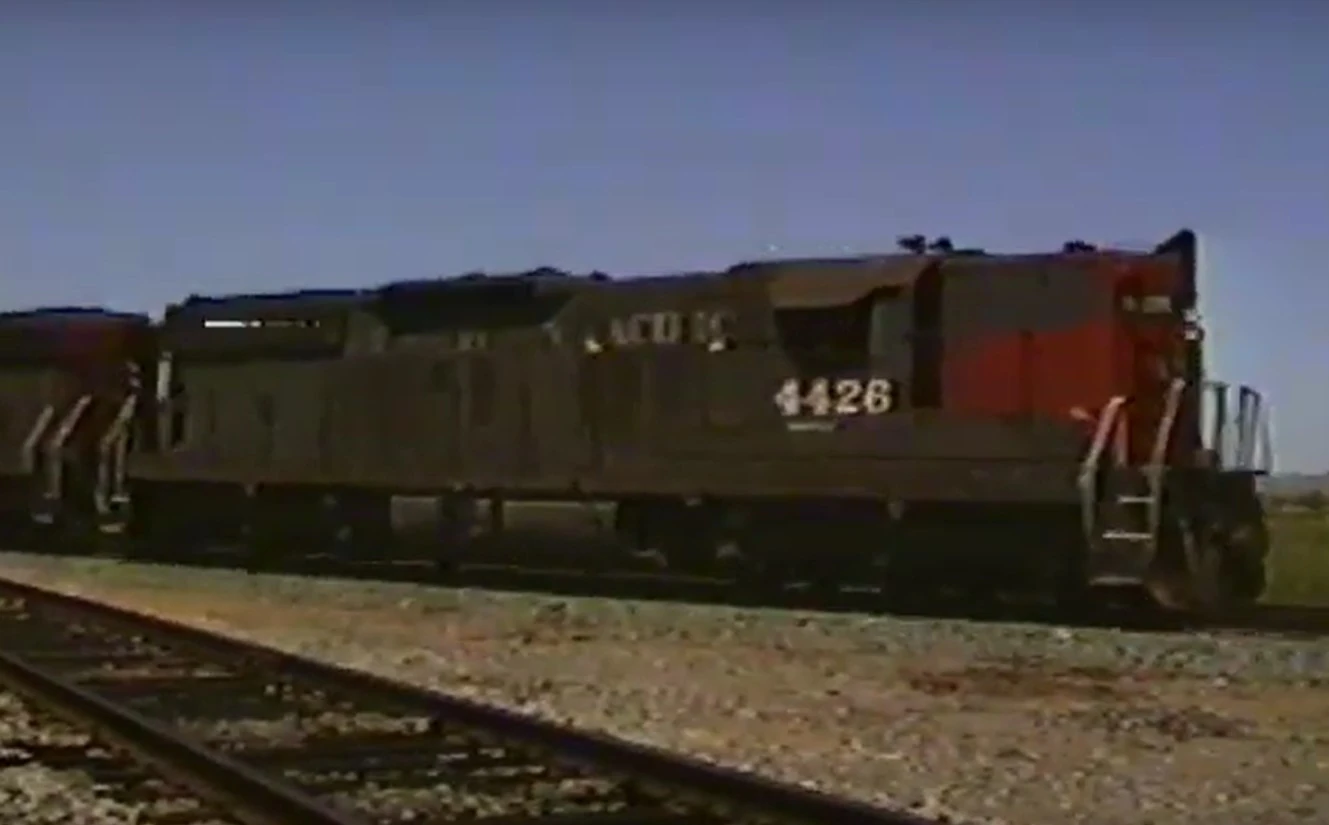 ノスタルジー23 Southern Pacific No. 4426 (EMD SD9) | Locomotive Wiki | Fandom