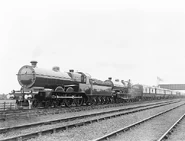 Two of the L&YR unrebuilt Class 8 on the royal train.jpeg (54 KB)