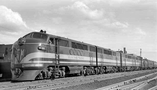 streamlined diesel locomotives