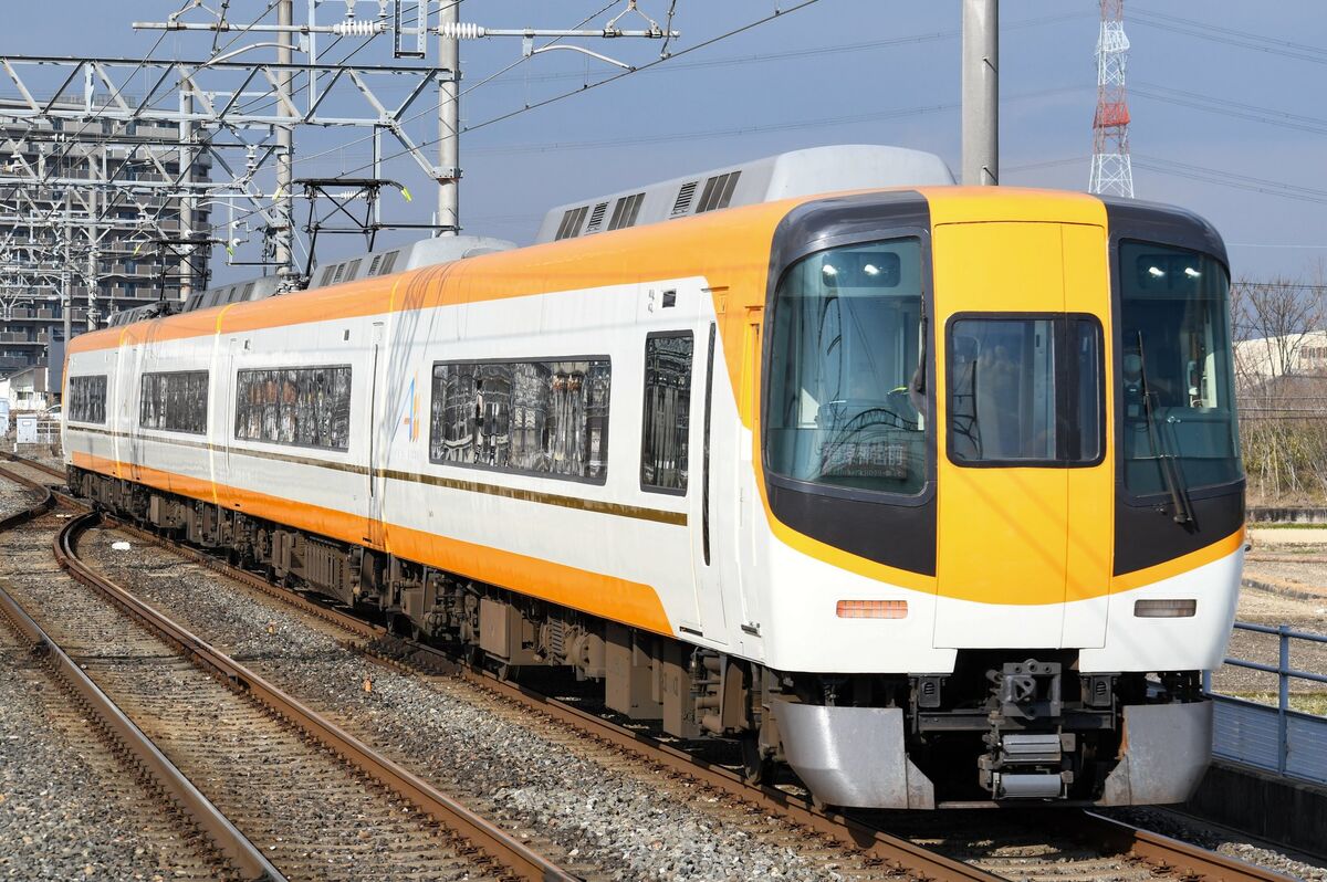 Luxury Sightseeing Train on the Sea in Japan 🚃 Two Stars