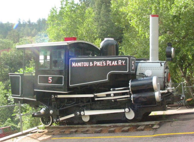 File:Crew with Wynooche Timber Company's 0-6-4 saddle-tank Baldwin  locomotive no 1 and log train, Montesano, ca 1921 (KINSEY 970).jpeg -  Wikimedia Commons