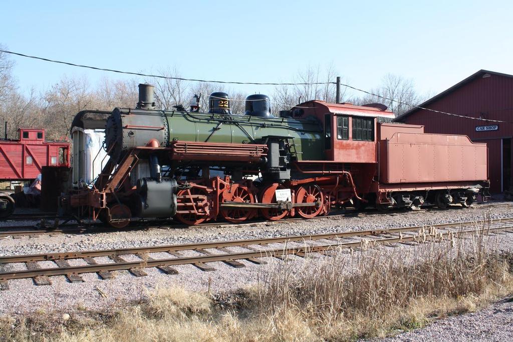 Trains across the Continent 北米鉄道史 第二版 Steam Train Adventures 1992, CNW 4-6-0 1385, NKP 2-8-4 765