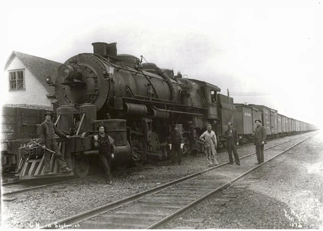 GN L-1 #1919 at Skykomish, WA. with Freight, c