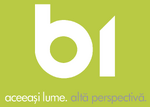 Boxed logo with slogan "Aceeași lume. Altă perspectivă."