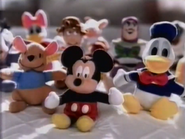 Kellogg's Cereals Walt Disney World Mini Beans giveaway commercial (2001, 1).