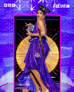 RileasaSlavesDesignLook