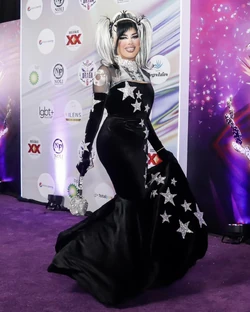 HuntyyBLMD6PurpleCarpetLook