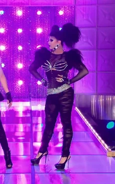 ShannelAS1BadGirlChicLook