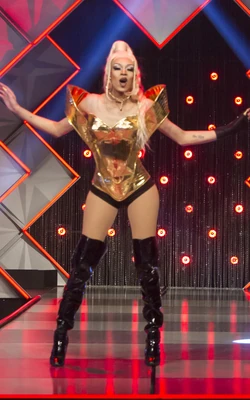 TheVirgoQueenLipSyncLook