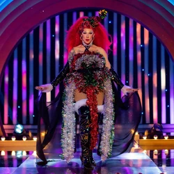 VanityVainBlowMeAwayLook