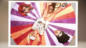 WillowPillS14E1Photoshoot1.png (8,28 MB) Sesión de fotos en la rueda de Lip Sync for the Crown