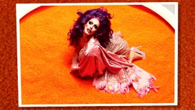 Sesión de fotos en un recipiente de Tic-Tacs