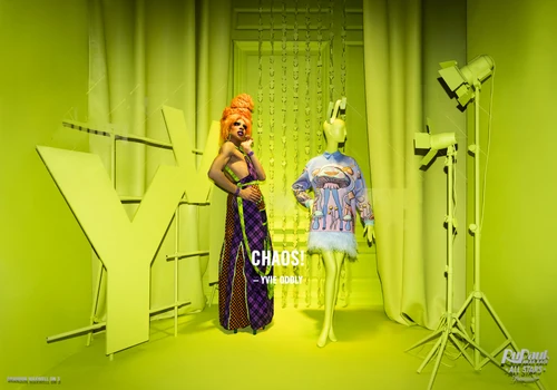 YvieOddlyAS7SaksFifthAvenueLook