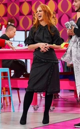 AnaLockingE9S2Look2.jpg (111 KB) Episode 9 Werk Room Look