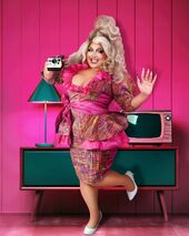 Unaired Flashback: DragCon 1980 Look