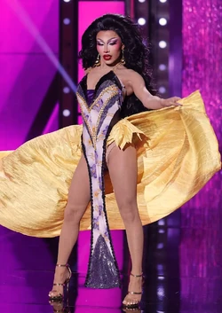 JorgeousEightBallEleganzaLook