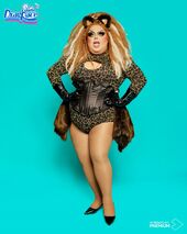 "Fiebre" Performance Look/Unaired Peluca Palooza Look