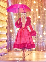 Look de 'Strass Divina de la Muerte'