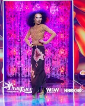 Look de 'Hometown Realness'