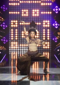 BenzeDivaTalentShowLook