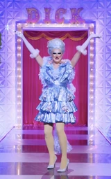Look de "Pant-oh She Better Don't - The Rusical" – Twinkerbell