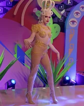 Look no emitido de 'La Más Imperial' (reveal)