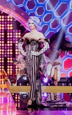 YvonneNightstandFinaleLook