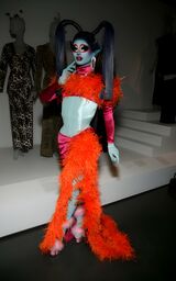 MET Look