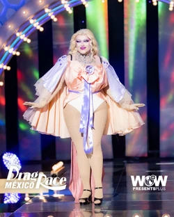 NinadelaFuenteDRMX2FrockLook