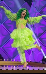 Monochromatica: Futuristic Pop Princess Look