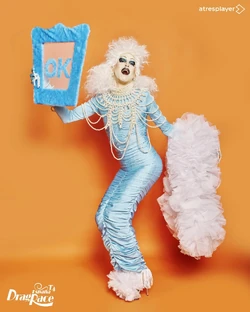 KellyPassa!?AwardShowLook