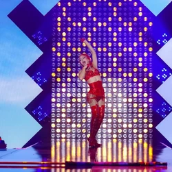 SpicySunshineTalentShowLook