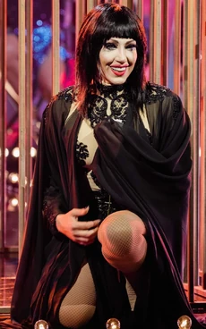 VanessaVanCartierTalentShowLook