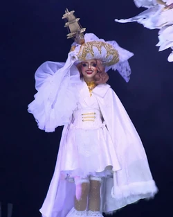 HiddenMistakeFinaleLook1