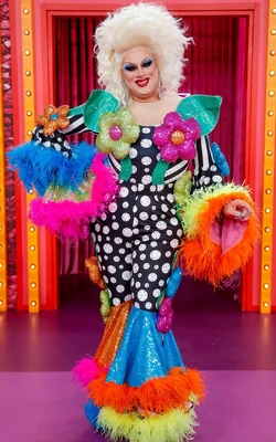 NinaWestLipSyncSmackdownLook