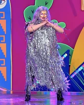 Look del lip sync del episodio 6