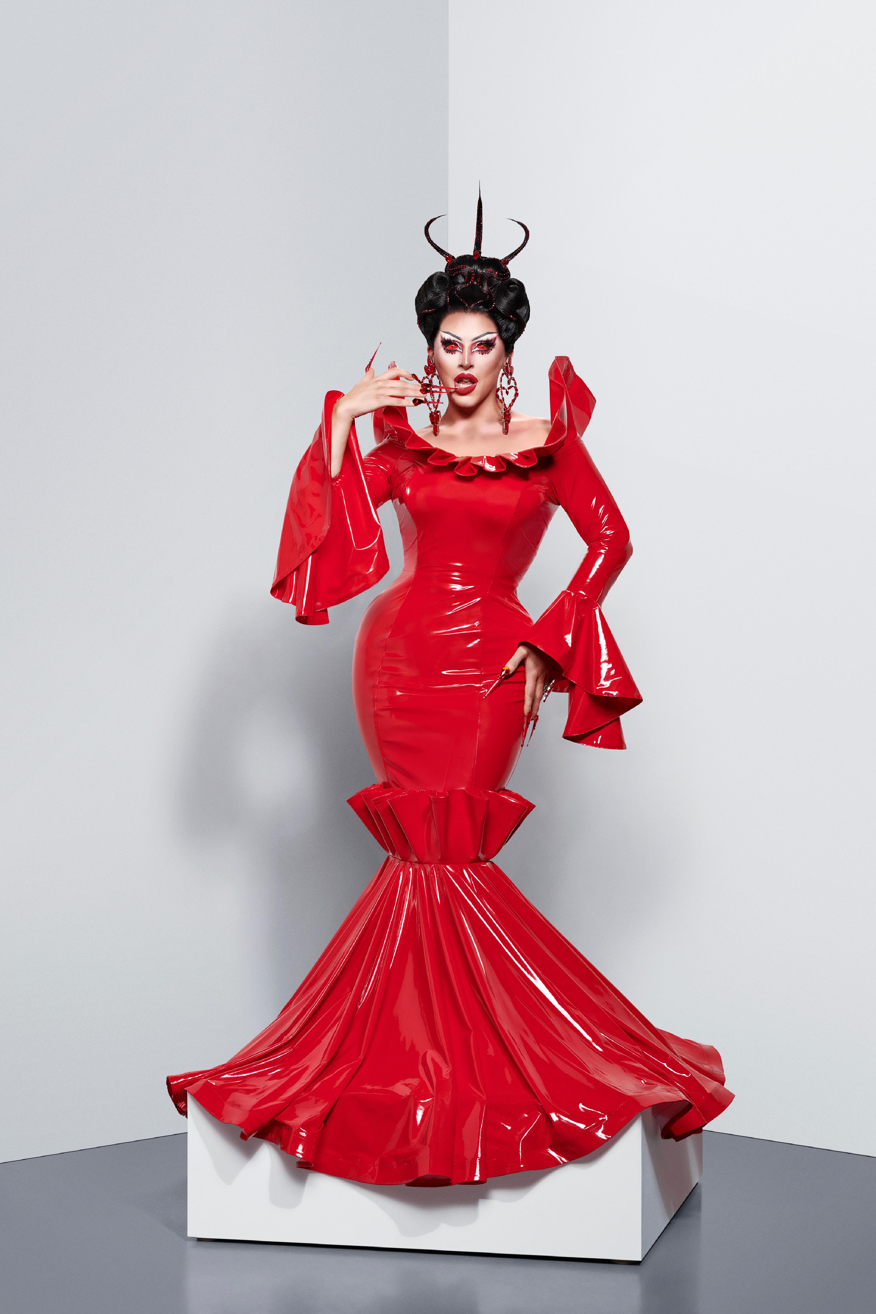 All of RuPaul's promo looks for Drag Race UK!✨️ : r/rupaulsdragrace