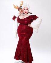 Unaired Snatch Game Look - Mrs. Claus