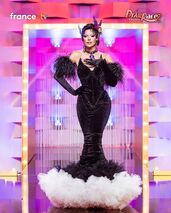 Episode 8 Look