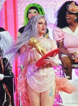 Amanda Tori Meating receiving the Golden Boot Award at the Season 16 Bring Back My Girls reunion[1]