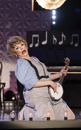 Look de 'West End Wendys: The Comeback' – Mariah Gon Trappy