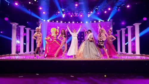 HERstoryOfTheWorldLook