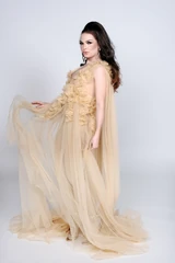 AuraEternalDRI2VFPromo.jpg (695 kB) Vanity Fair Promo Look