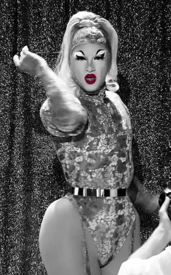 LinaGaloreQueensLook