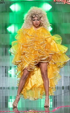 LolitaTalentShowLook