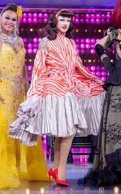 LinaGaloreReunionLook