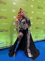Look del estreno